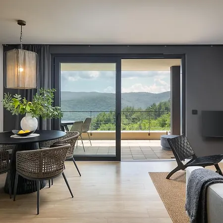 Oltremare Premium W/pool In Rabac